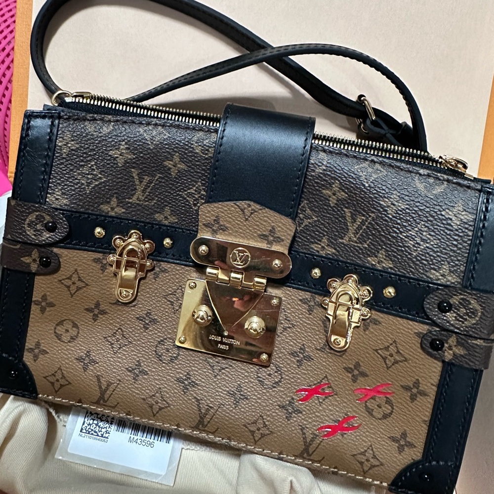 LV Petile Malle